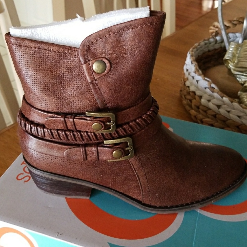 Boots by Baretraps